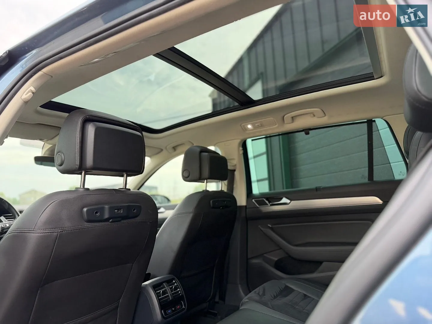2015 Volkswagen Passat - мініатюра 26