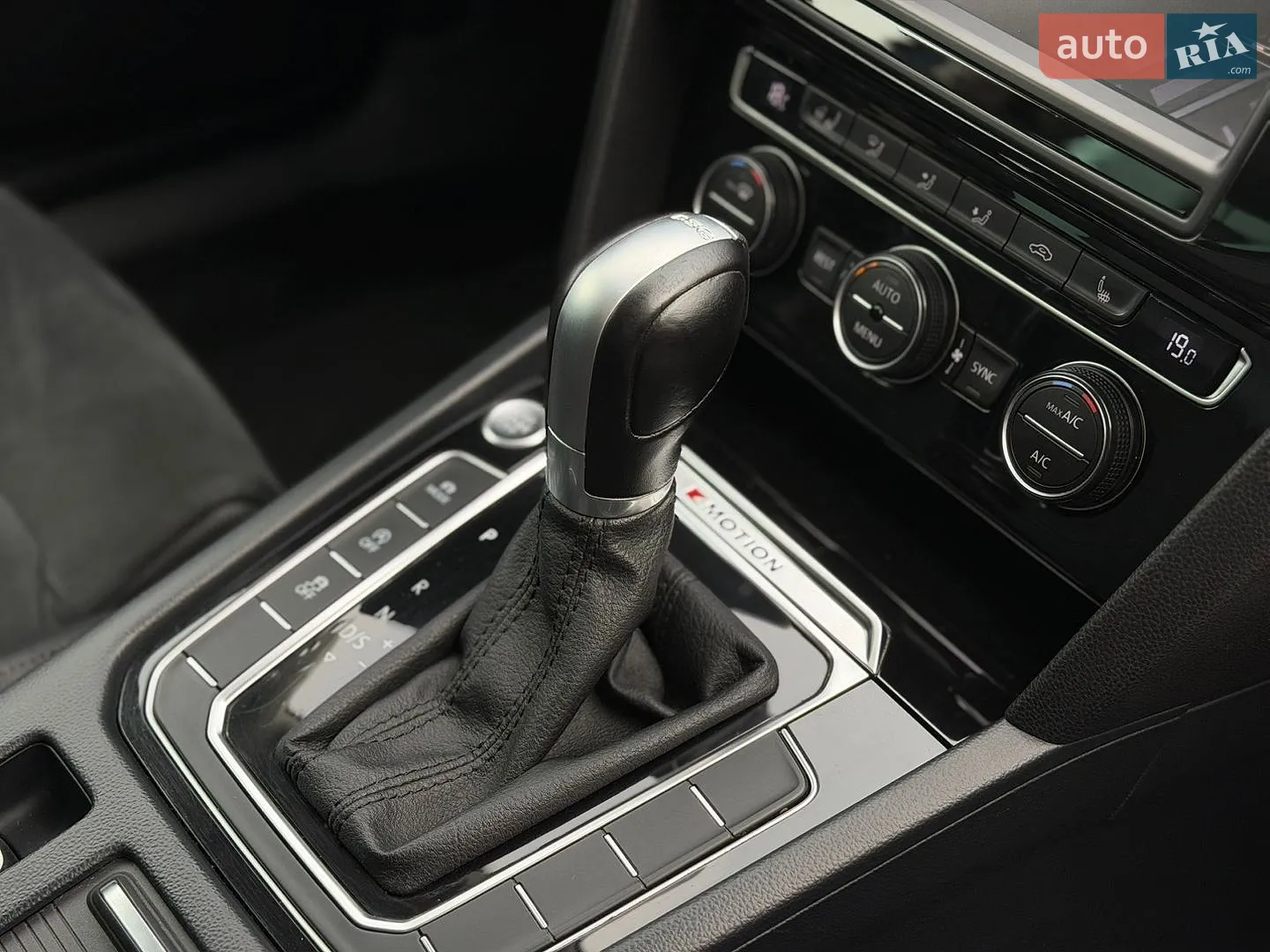 2015 Volkswagen Passat - мініатюра 28