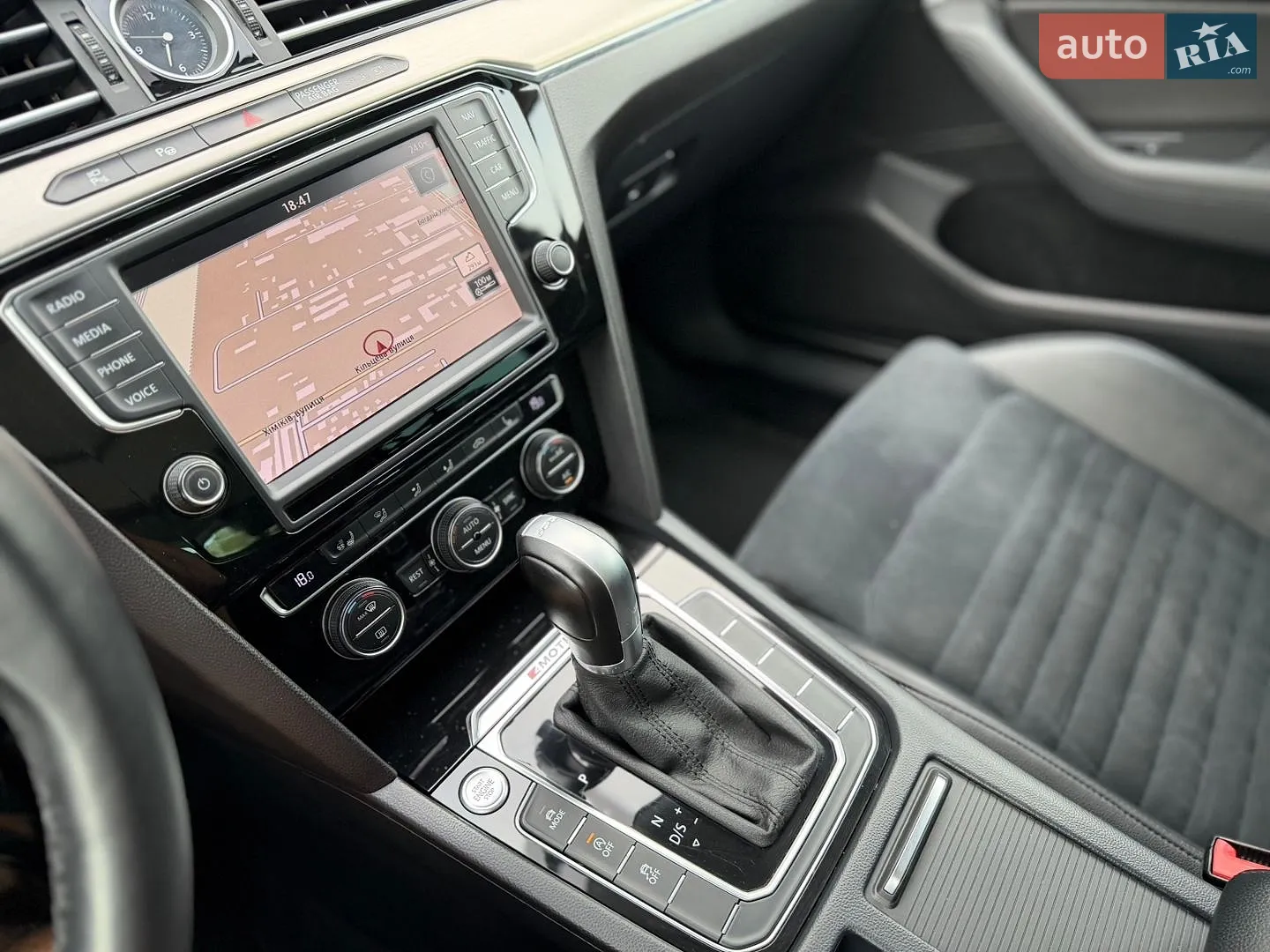 2015 Volkswagen Passat - мініатюра 32