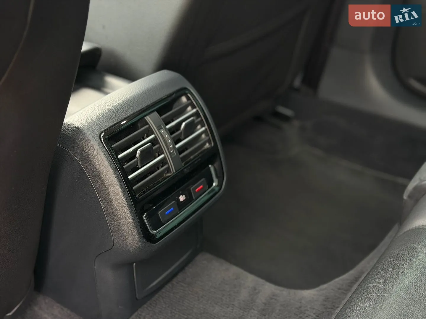 2015 Volkswagen Passat - мініатюра 38
