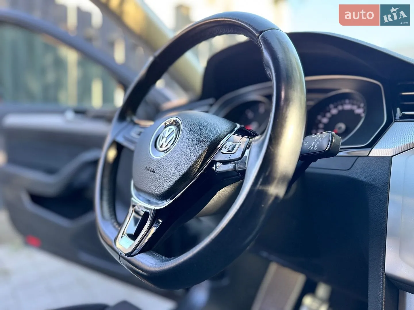 2016 Volkswagen Passat - мініатюра 31