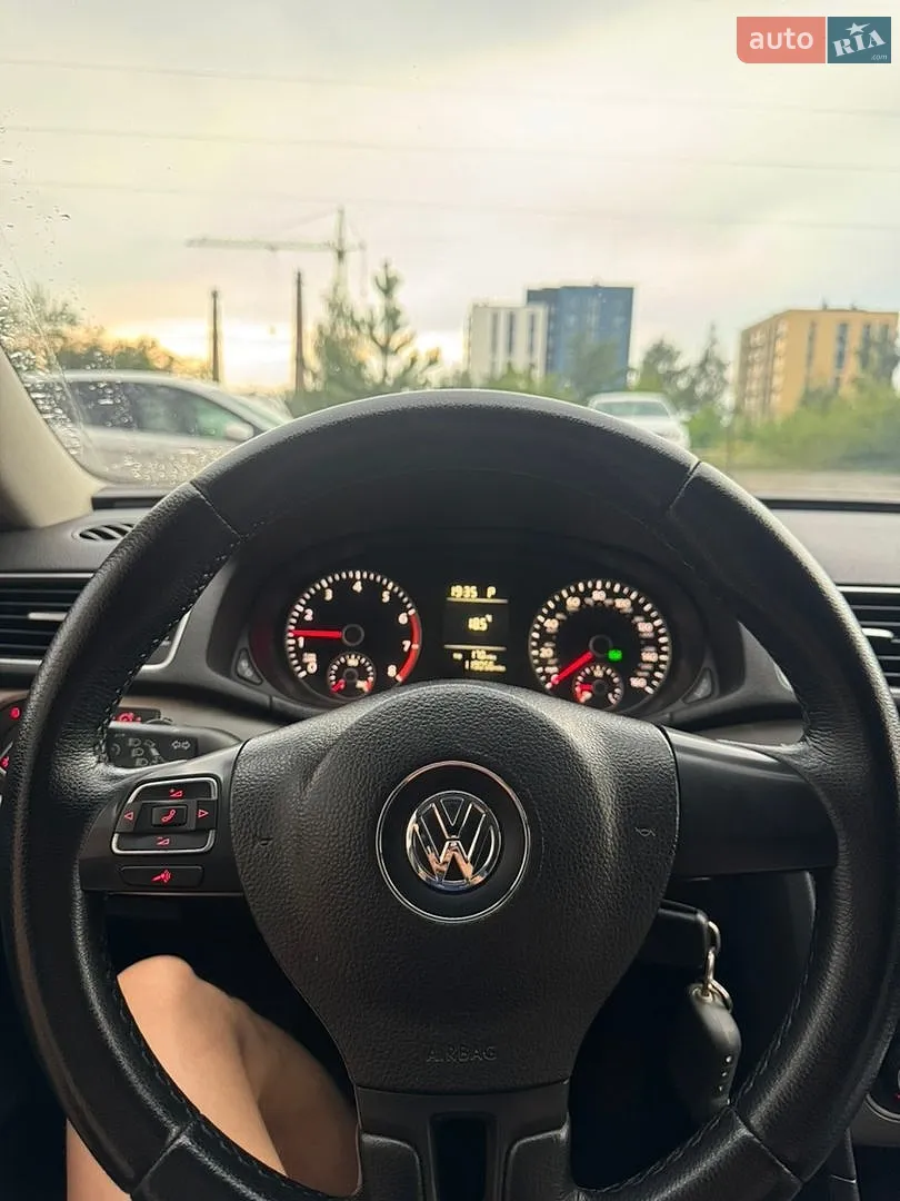 2014 Volkswagen Passat - мініатюра 12