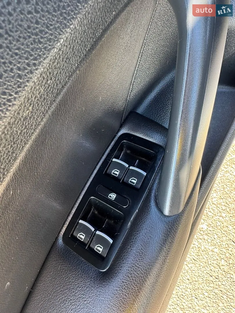 2013 Volkswagen Passat - мініатюра 26