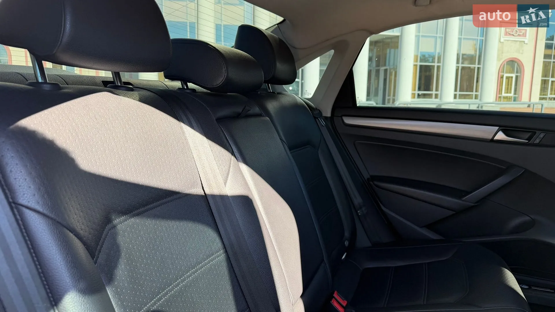2014 Volkswagen Passat - мініатюра 15