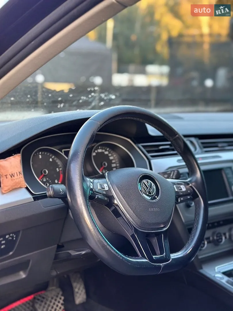 2015 Volkswagen Passat - мініатюра 15