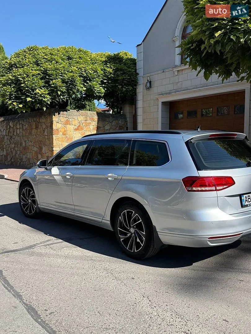 2018 Volkswagen Passat - мініатюра 10