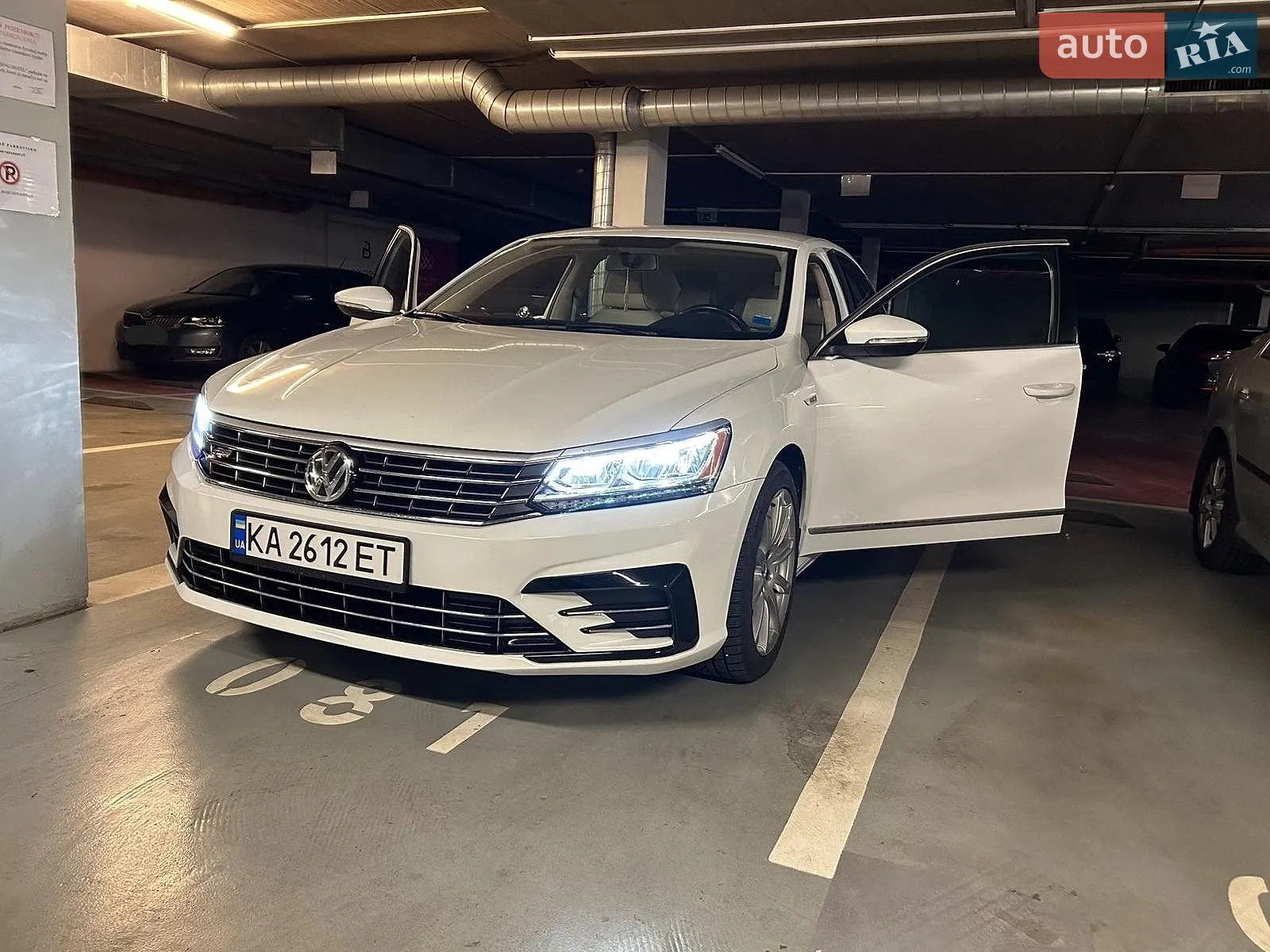 2016 Volkswagen Passat - мініатюра 16