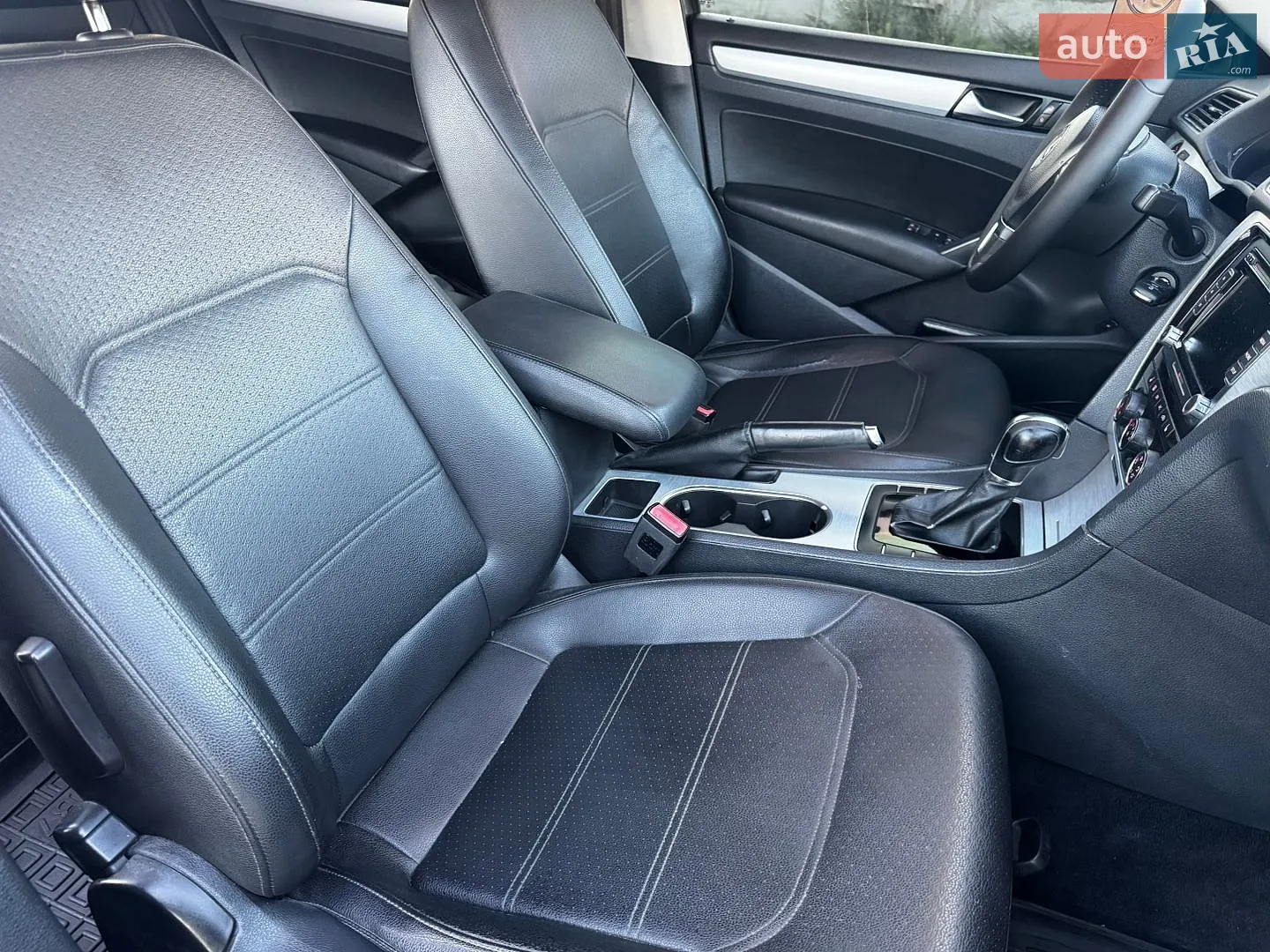 2013 Volkswagen Passat - мініатюра 38