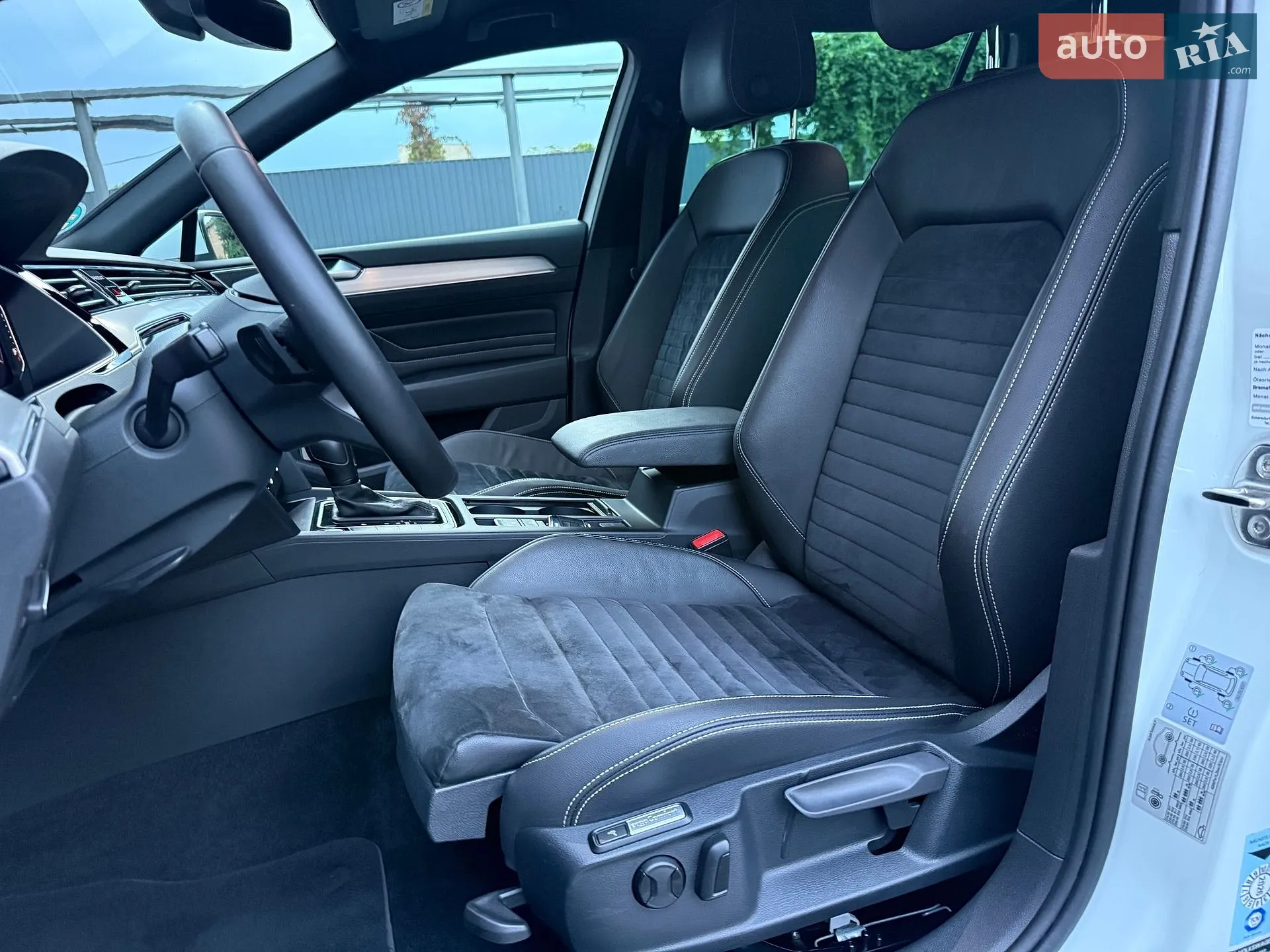 2020 Volkswagen Passat - мініатюра 24