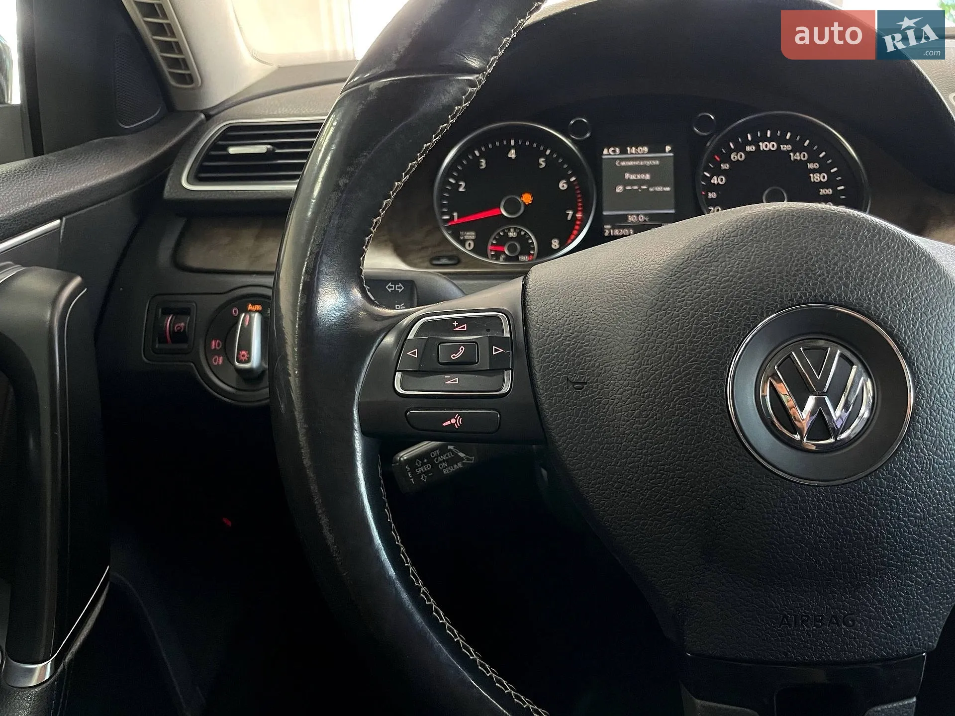 2012 Volkswagen Passat - мініатюра 22