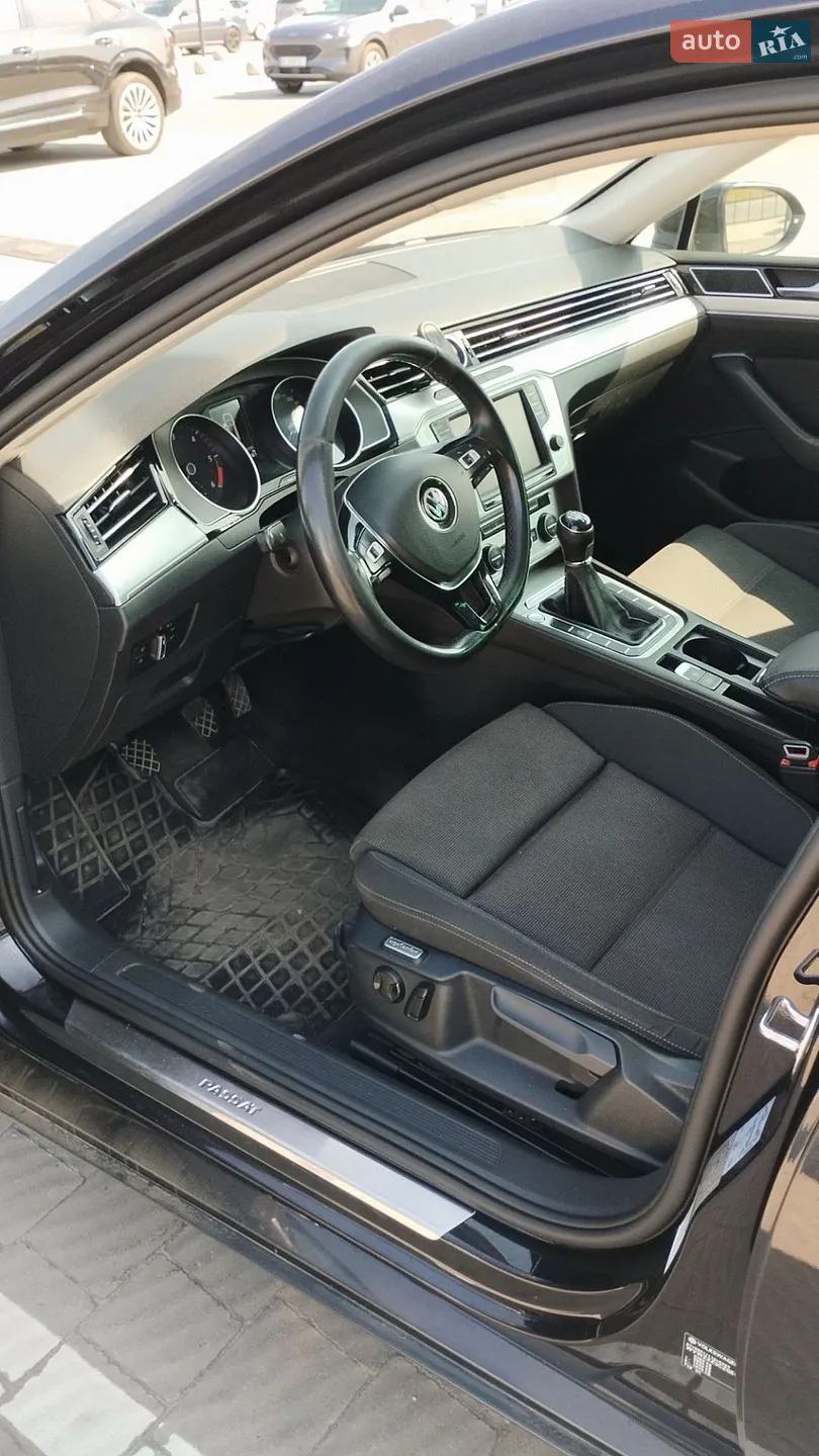 2015 Volkswagen Passat - мініатюра 8