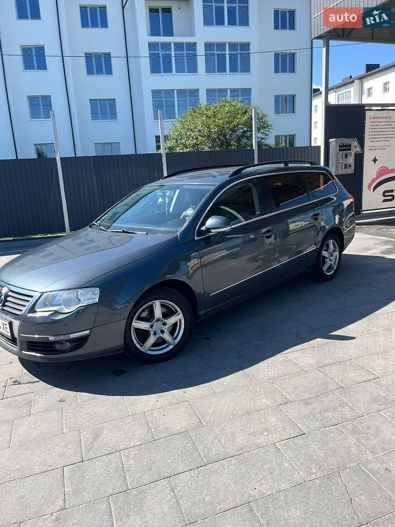 2010 Volkswagen Passat - мініатюра 10
