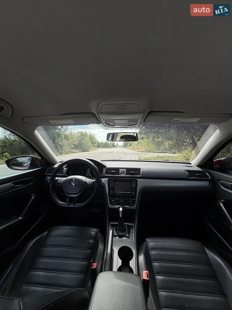 2016 Volkswagen Passat - мініатюра 8