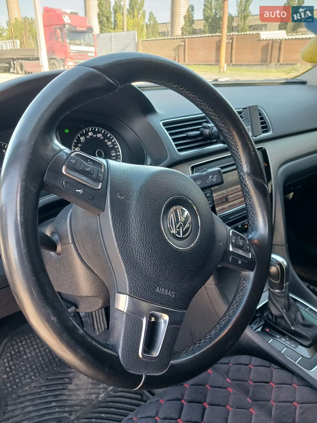 2014 Volkswagen Passat - мініатюра 27