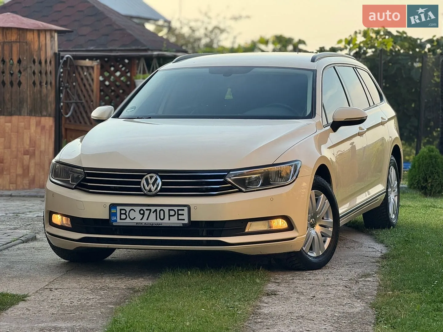 2016 Volkswagen Passat - мініатюра 10