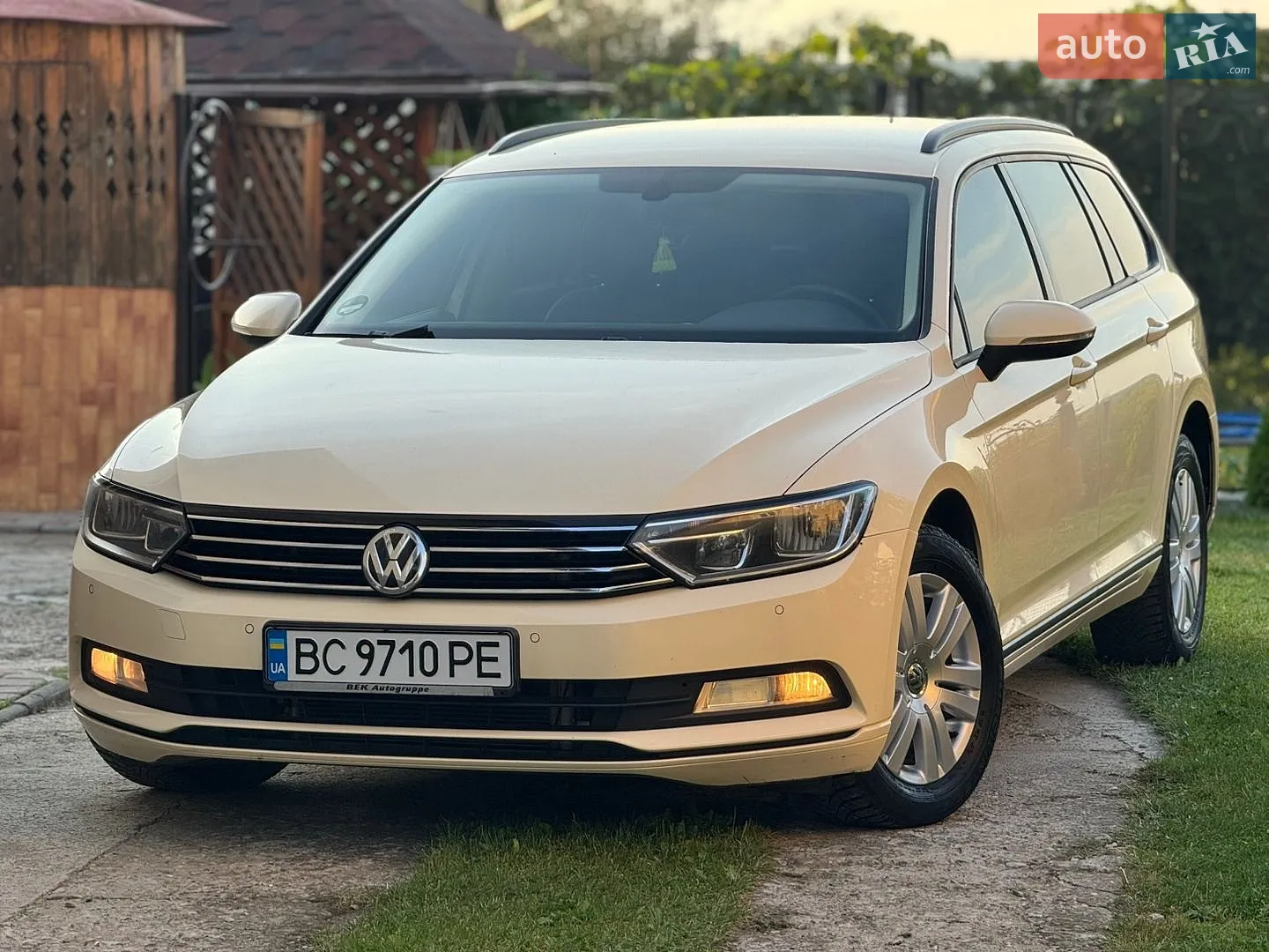 2016 Volkswagen Passat - мініатюра 13