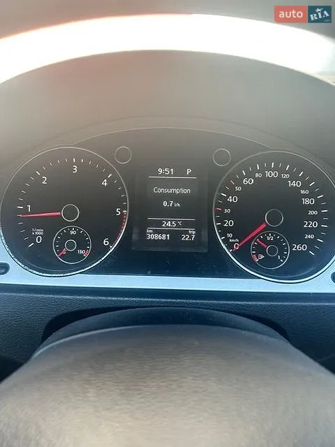 2010 Volkswagen Passat - мініатюра 7