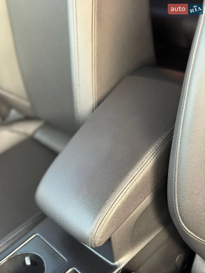 2016 Volkswagen Passat - мініатюра 32