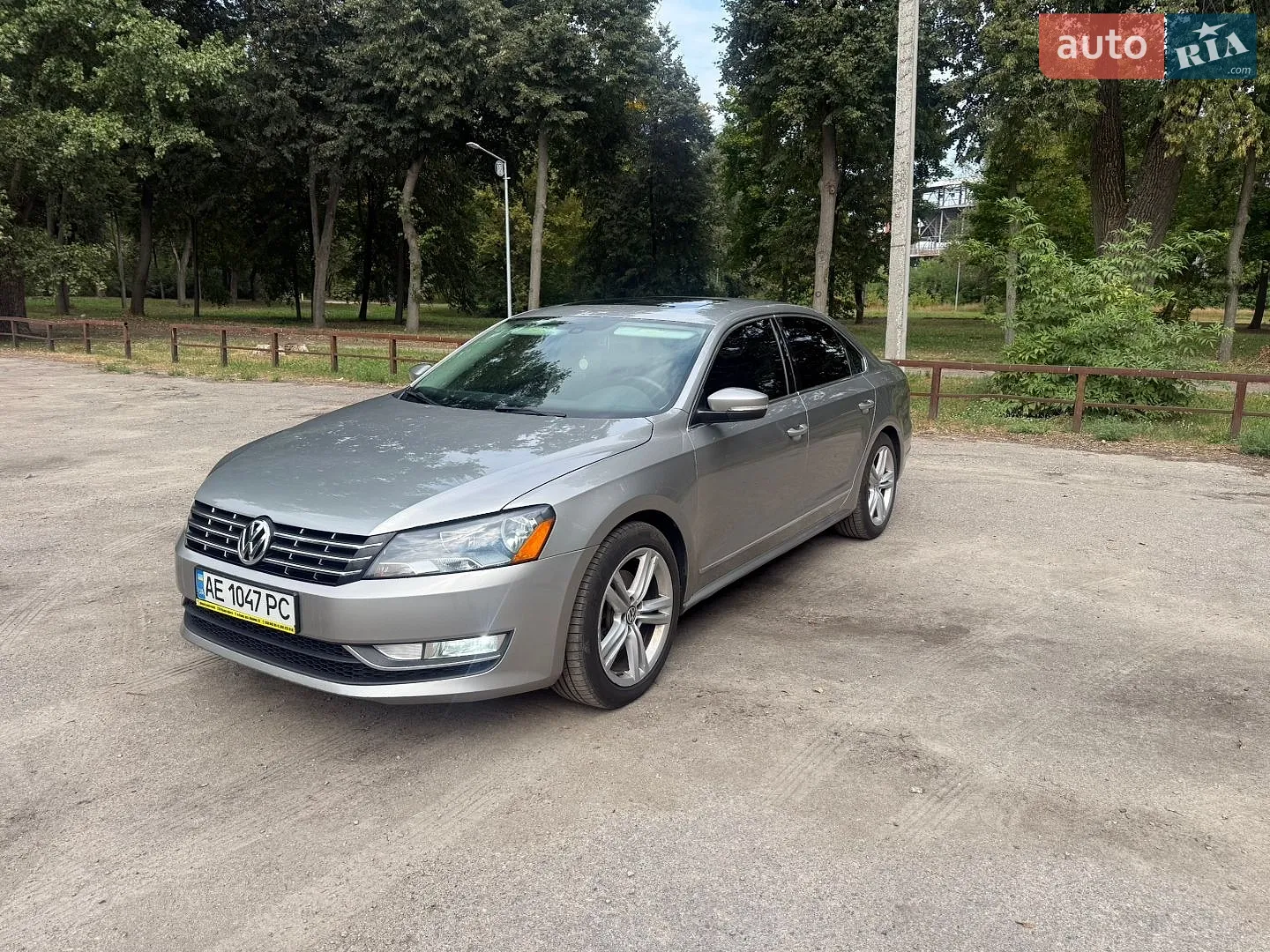 2013 Volkswagen Passat - мініатюра 2
