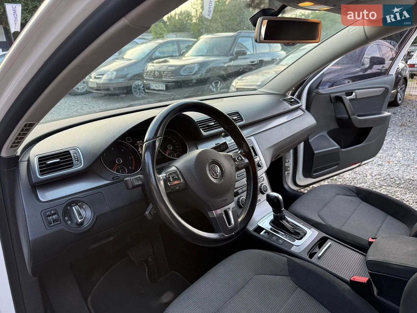 2013 Volkswagen Passat - мініатюра 19