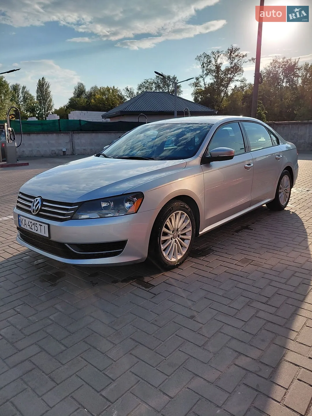 2013 Volkswagen Passat - мініатюра 2