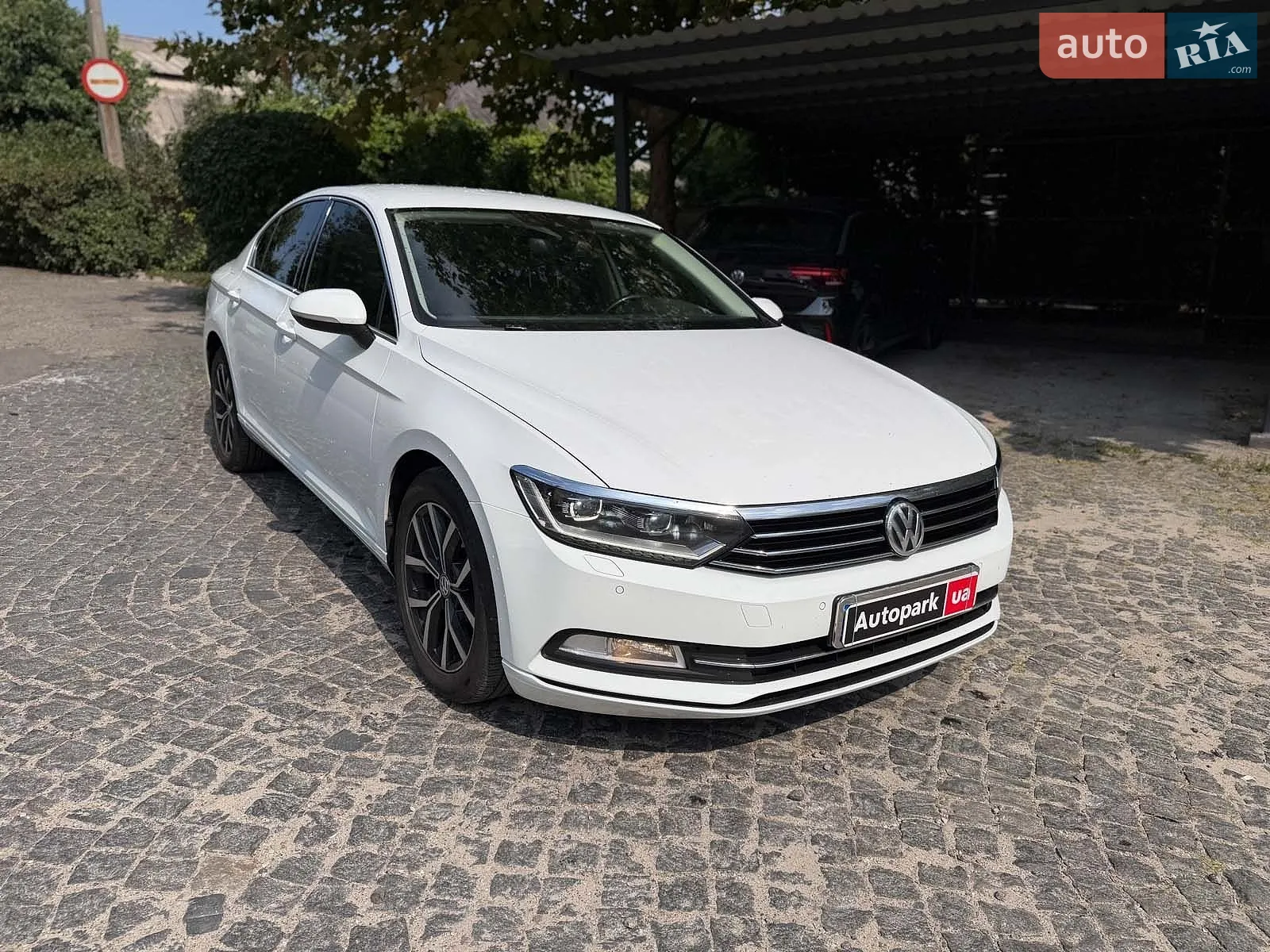 2016 Volkswagen Passat - мініатюра 3