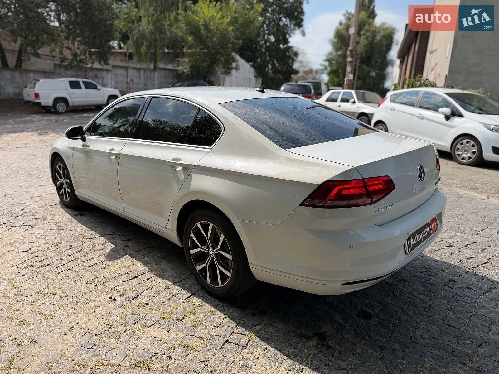 2016 Volkswagen Passat - мініатюра 10