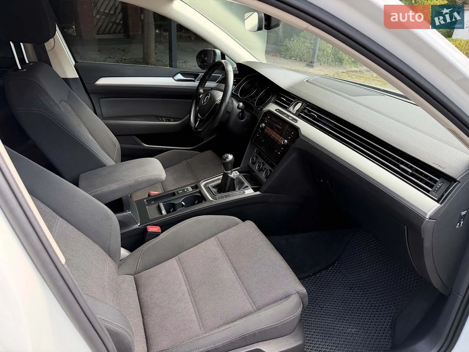 2016 Volkswagen Passat - мініатюра 26