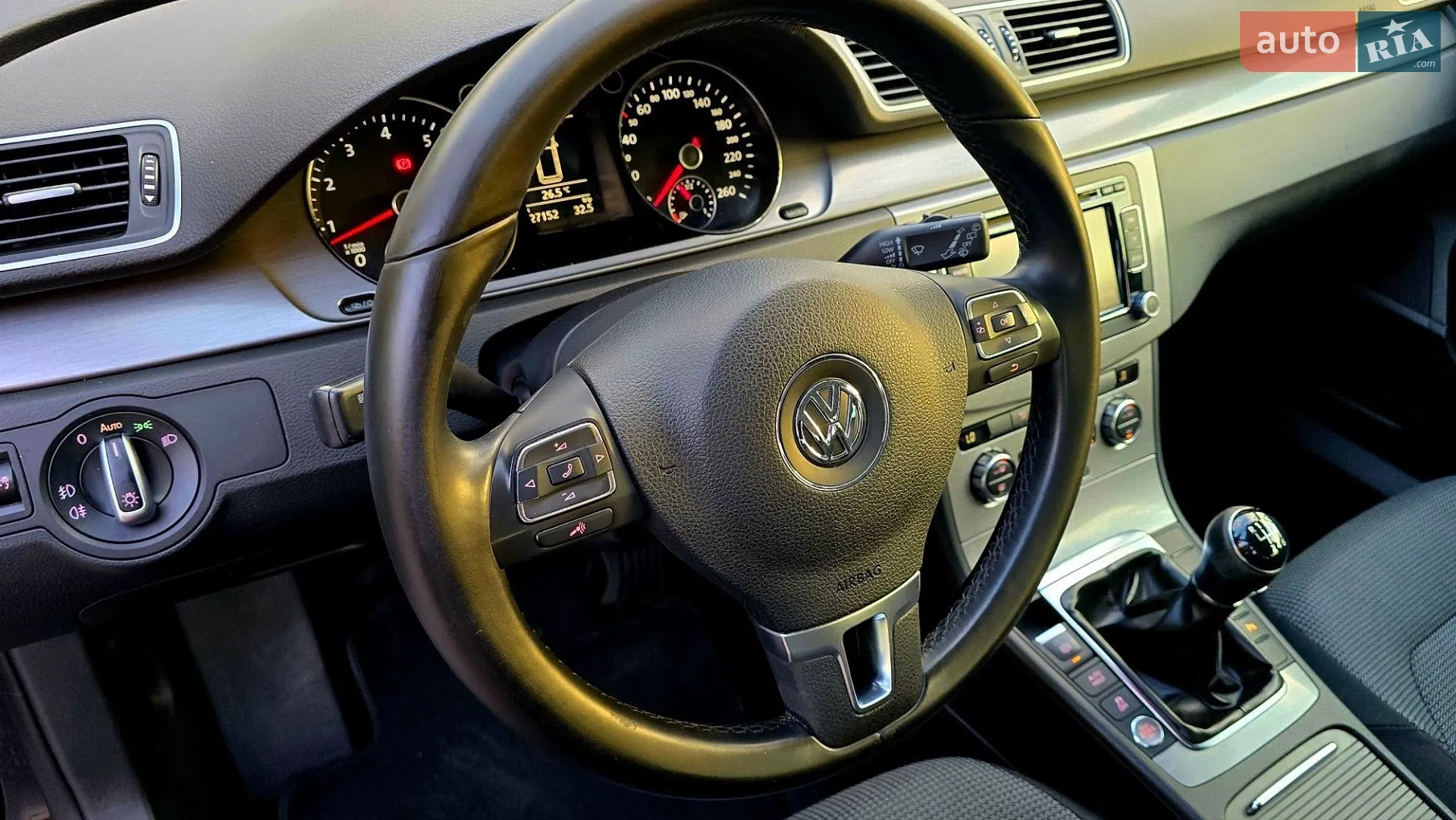 2013 Volkswagen Passat - мініатюра 41