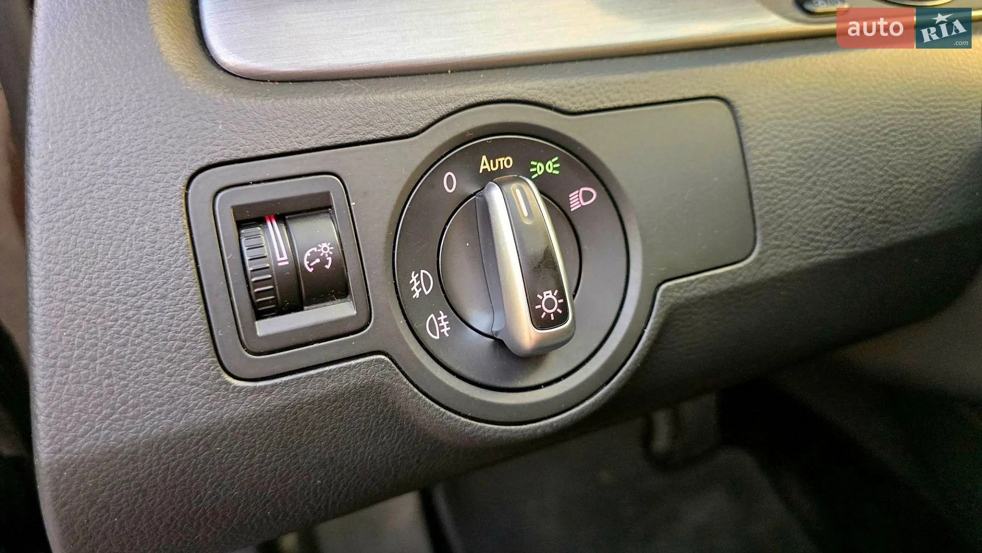 2013 Volkswagen Passat - мініатюра 39