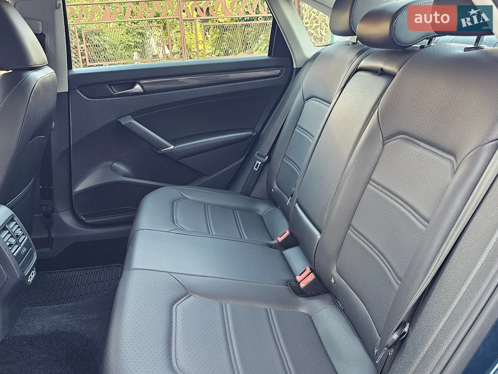 2019 Volkswagen Passat - мініатюра 23