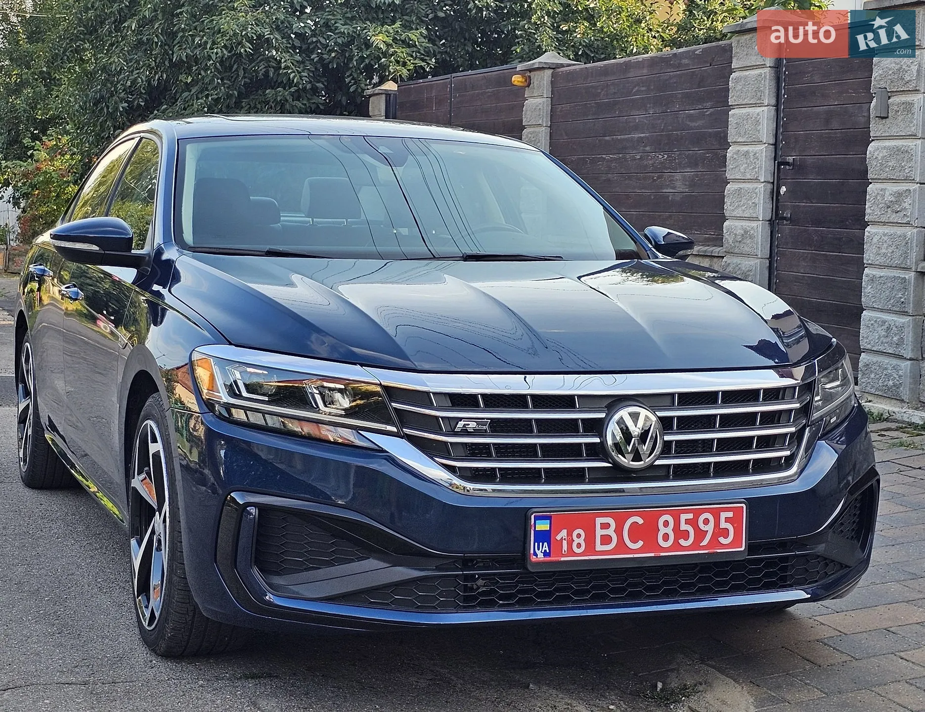 2019 Volkswagen Passat - мініатюра 3