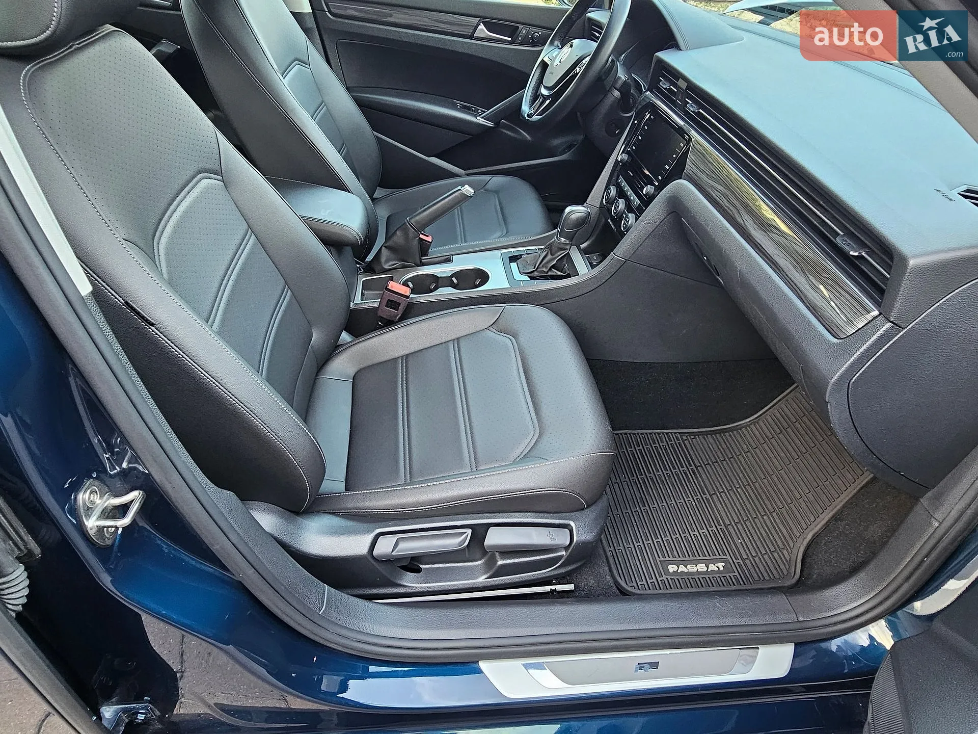 2019 Volkswagen Passat - мініатюра 33
