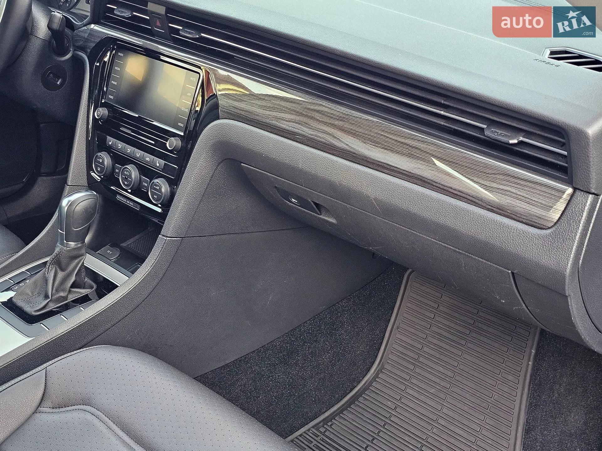 2019 Volkswagen Passat - мініатюра 35