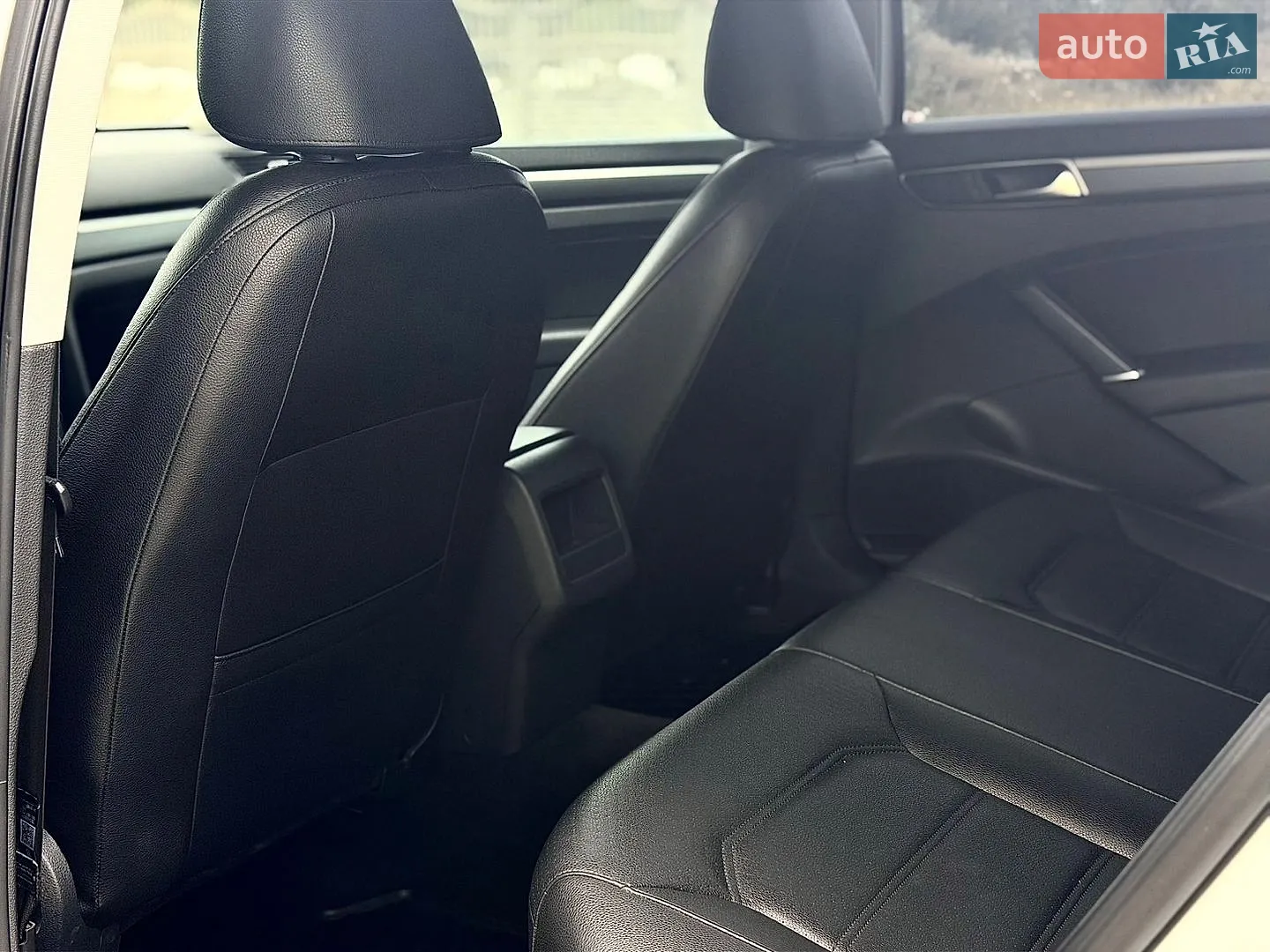 2016 Volkswagen Passat - мініатюра 22