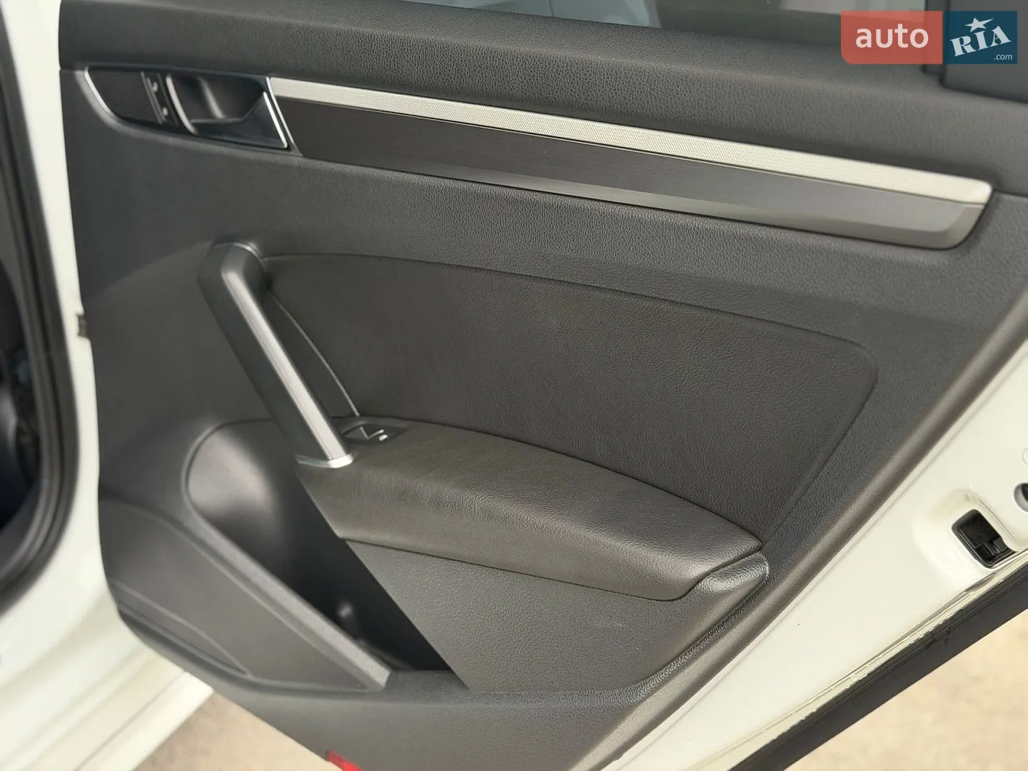 2016 Volkswagen Passat - мініатюра 25