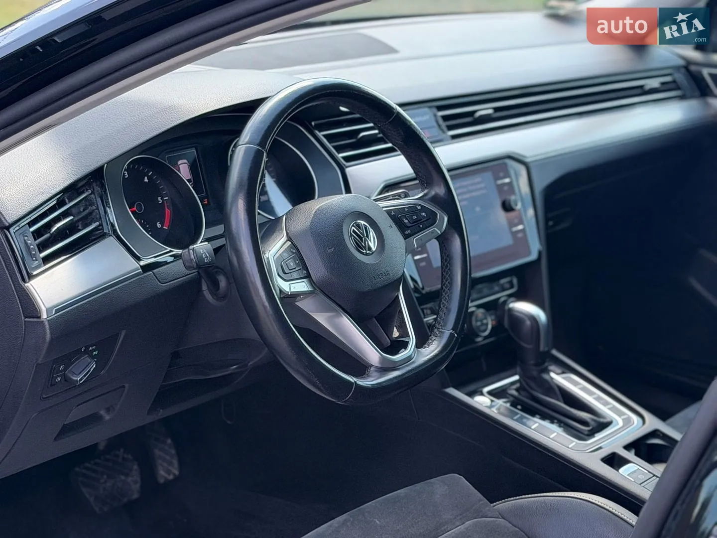 2019 Volkswagen Passat - мініатюра 29