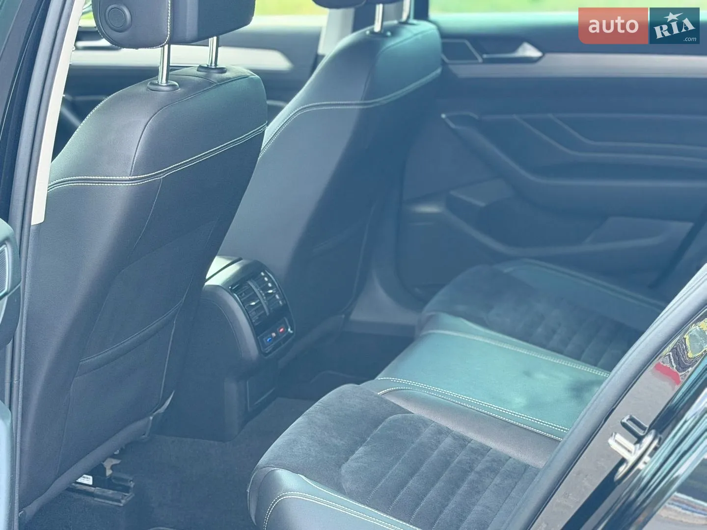 2019 Volkswagen Passat - мініатюра 36