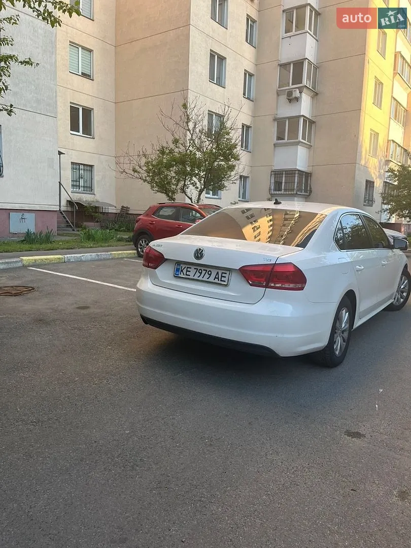2013 Volkswagen Passat - мініатюра 5