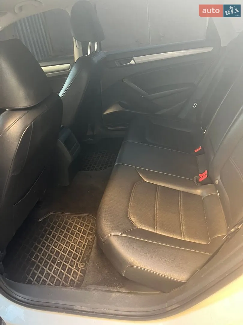 2013 Volkswagen Passat - мініатюра 10