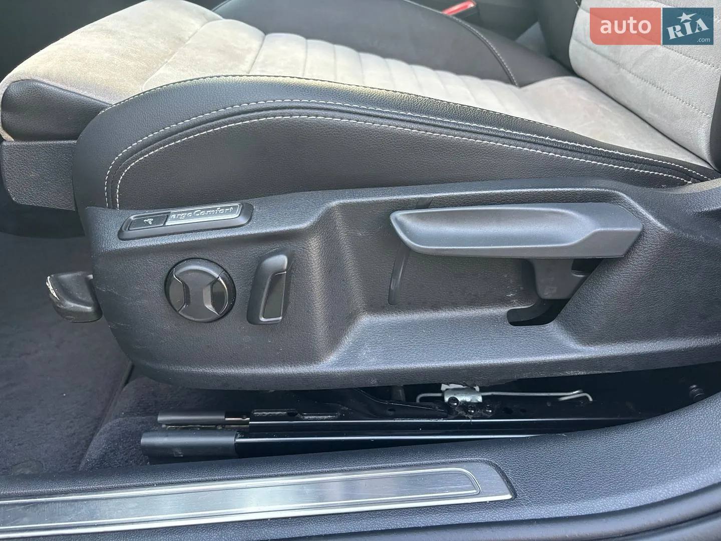 2019 Volkswagen Passat - мініатюра 27