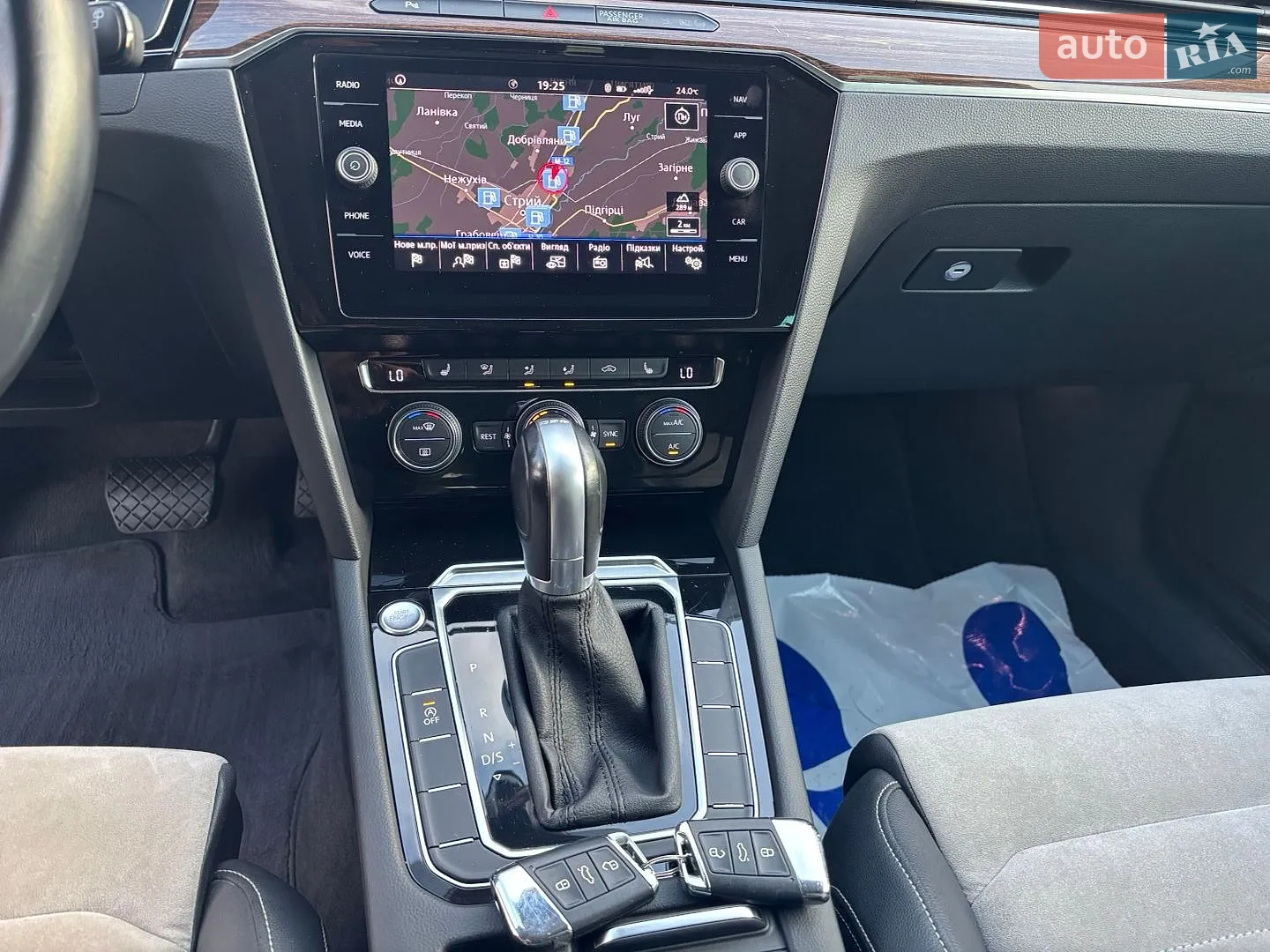 2019 Volkswagen Passat - мініатюра 32