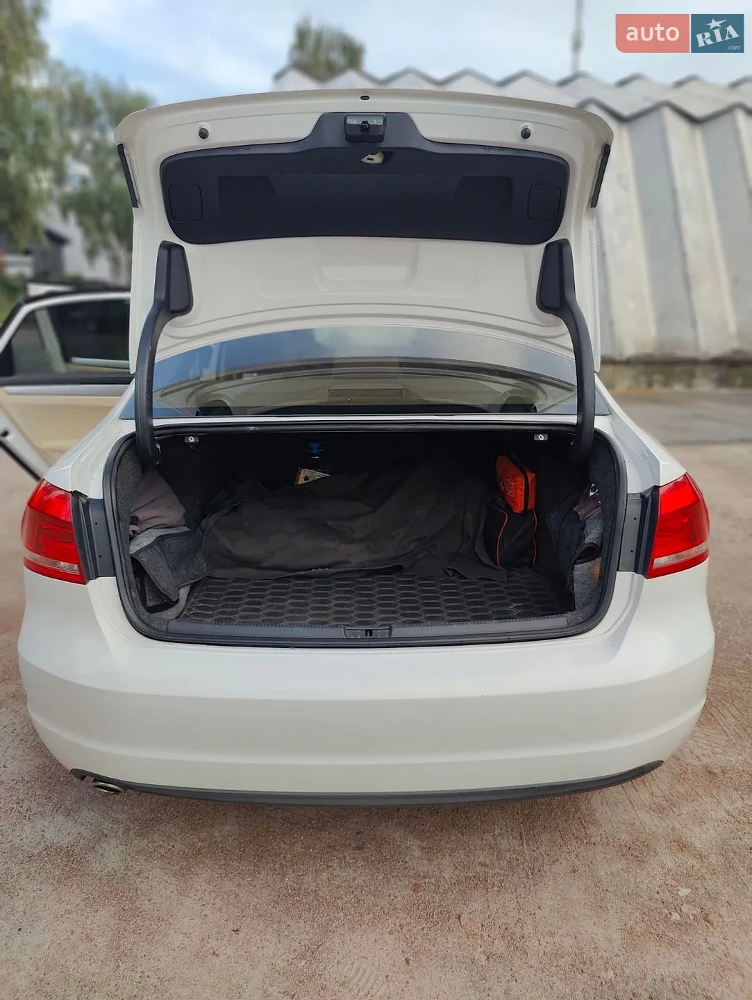 2012 Volkswagen Passat - мініатюра 6