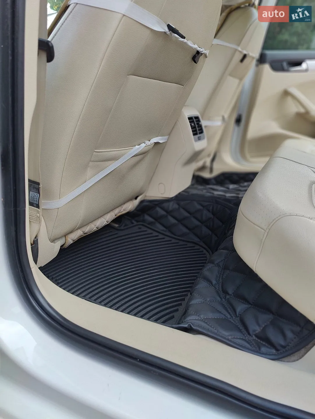 2012 Volkswagen Passat - мініатюра 15