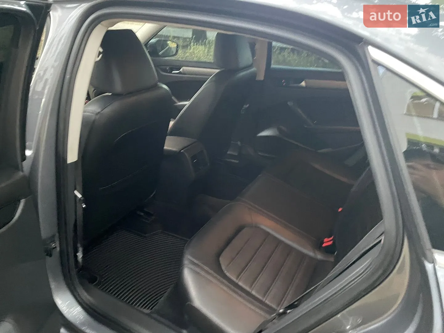 2014 Volkswagen Passat - мініатюра 25