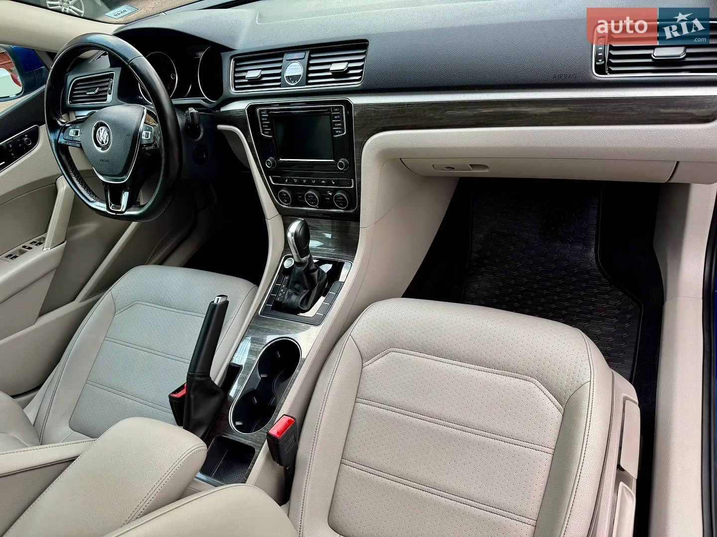 2017 Volkswagen Passat - мініатюра 33