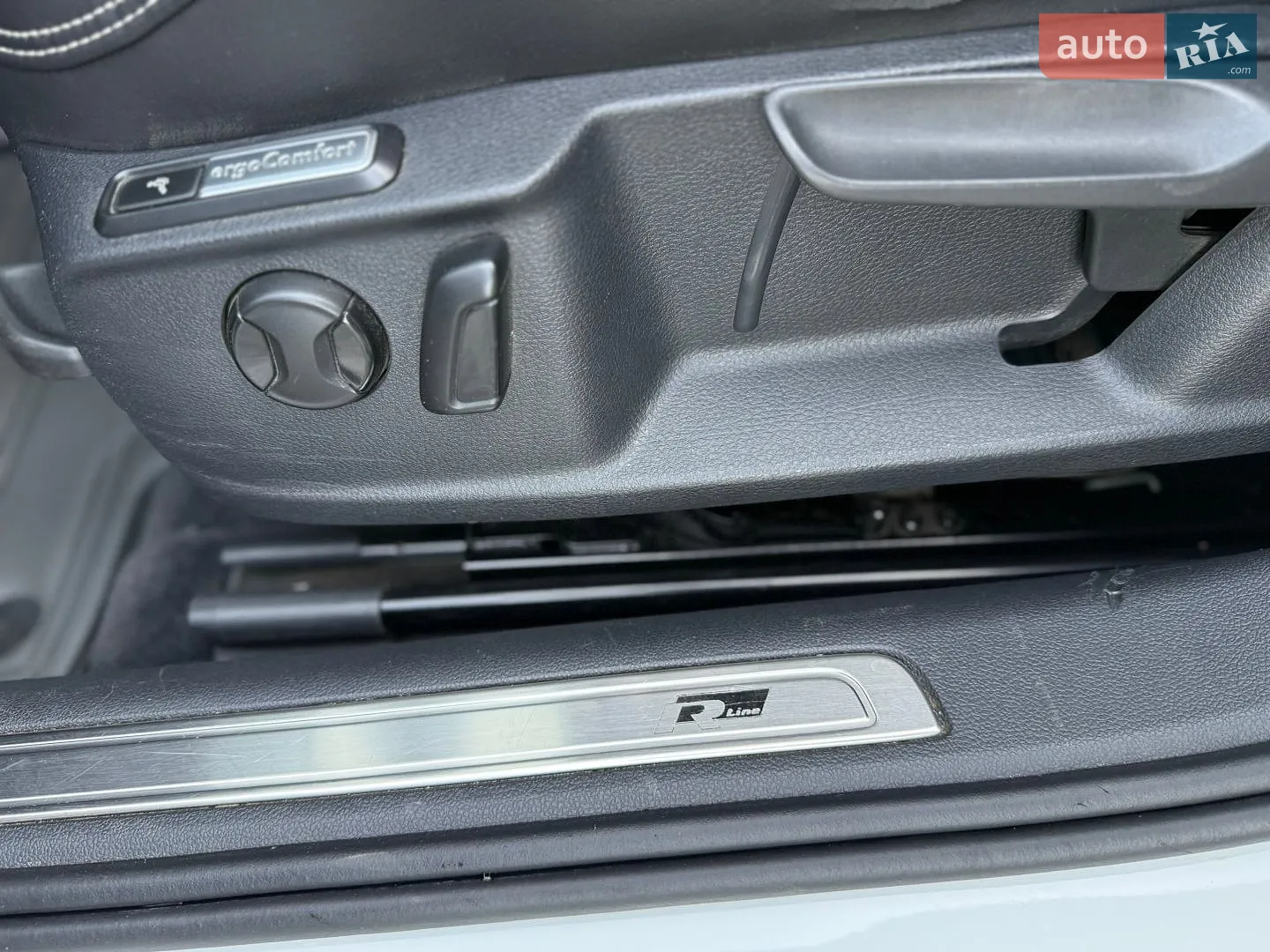 2016 Volkswagen Passat - мініатюра 24