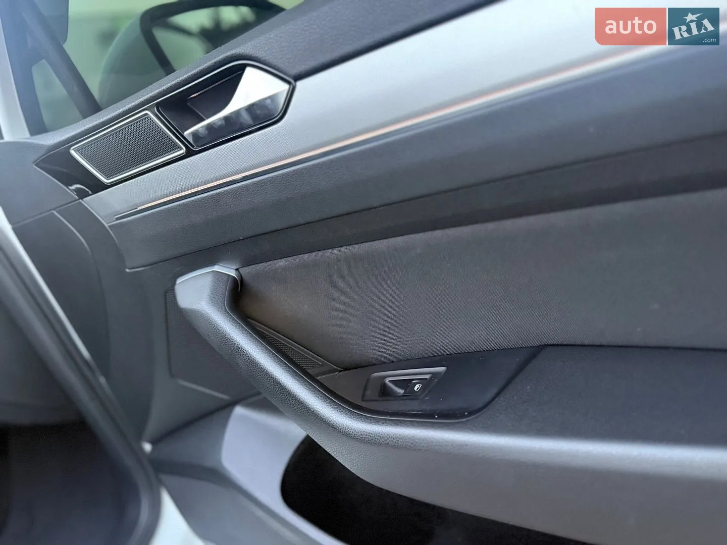 2015 Volkswagen Passat - мініатюра 15