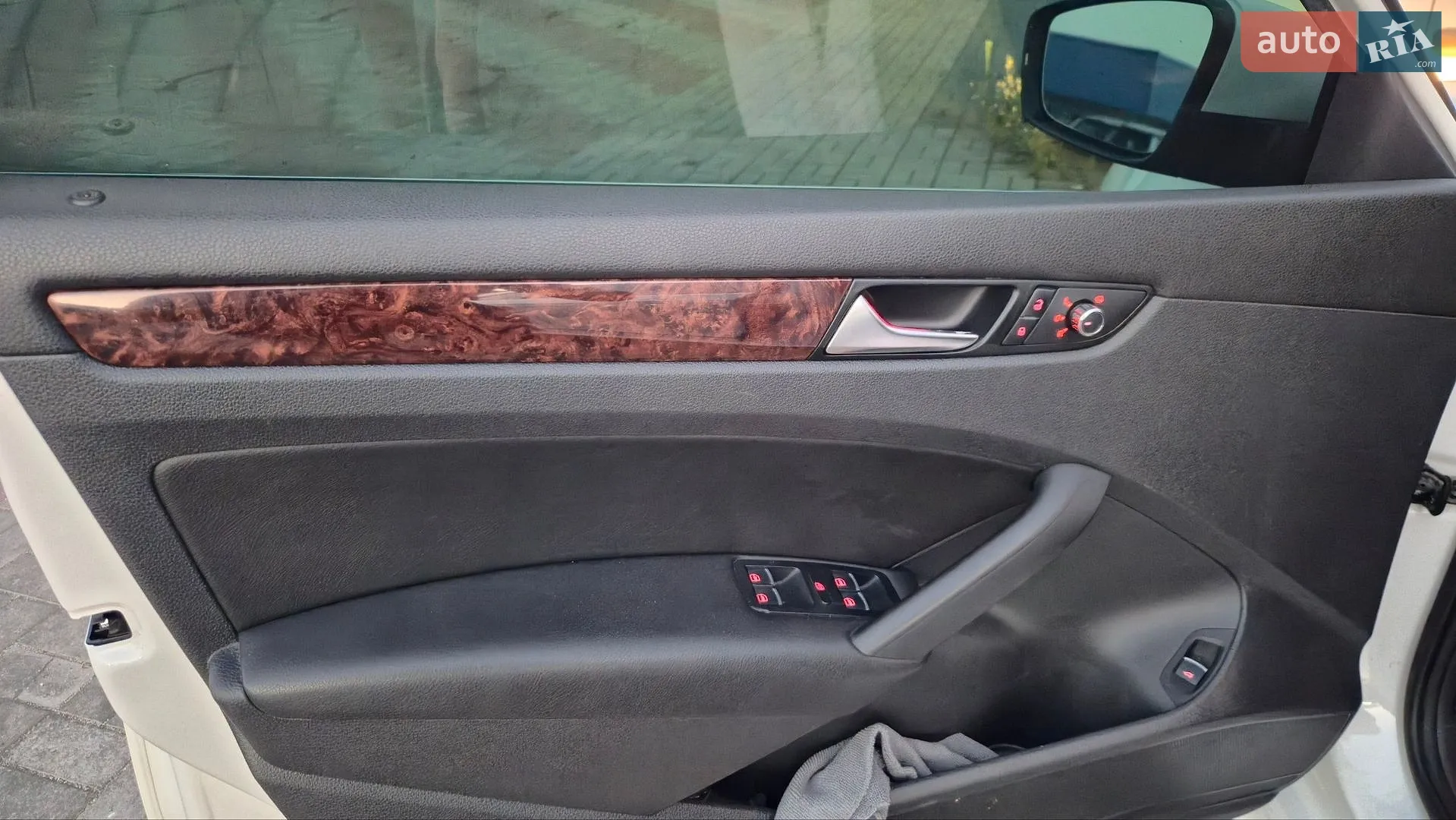 2012 Volkswagen Passat - мініатюра 21