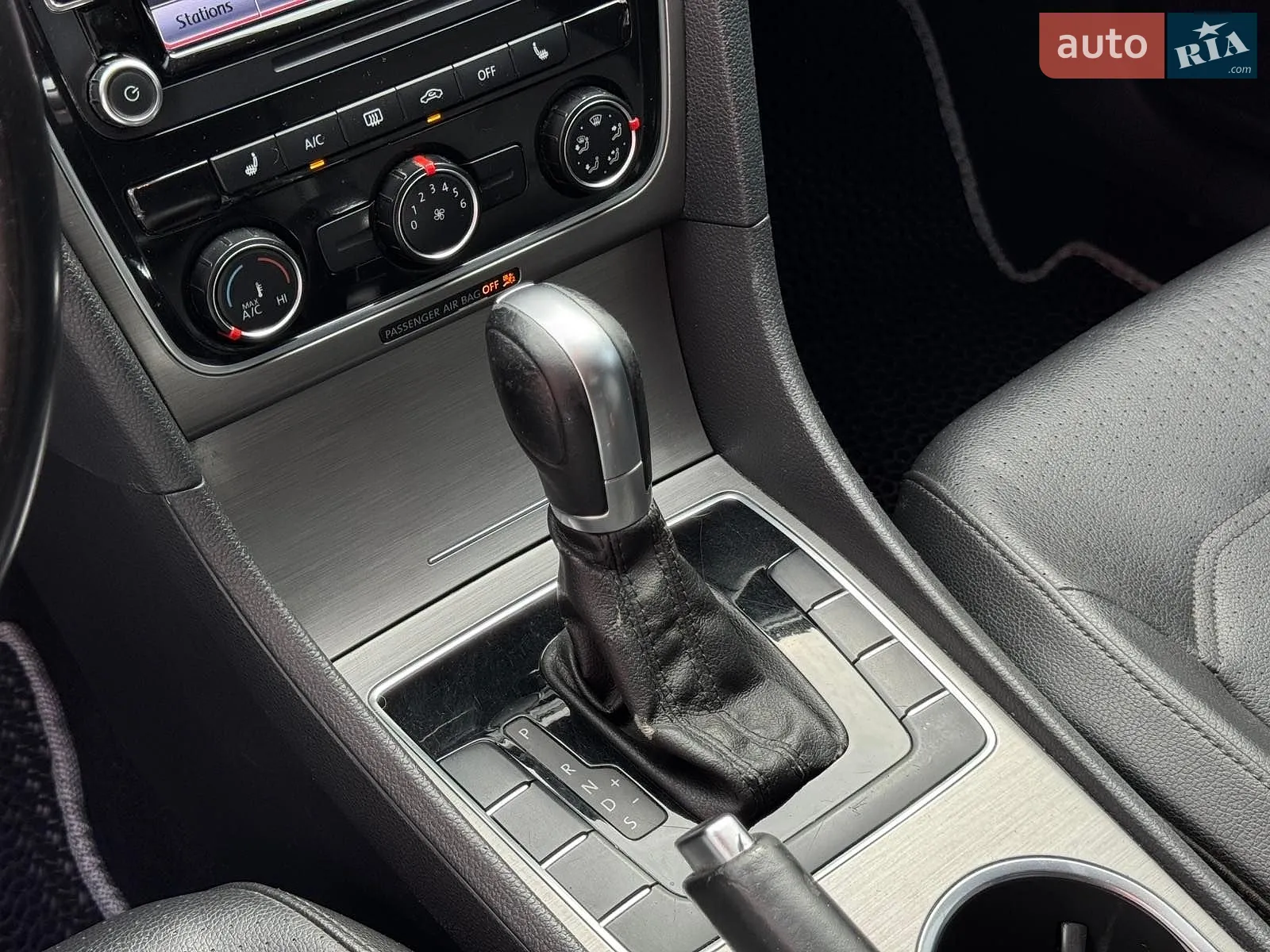 2014 Volkswagen Passat - мініатюра 17